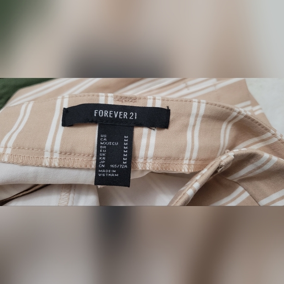 NWOT Forever 21 & H&M side zip pants - Picture 2 of 6